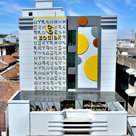 Zodiak Asia Afrika By Kagum Hotels Bandung Extérieur photo