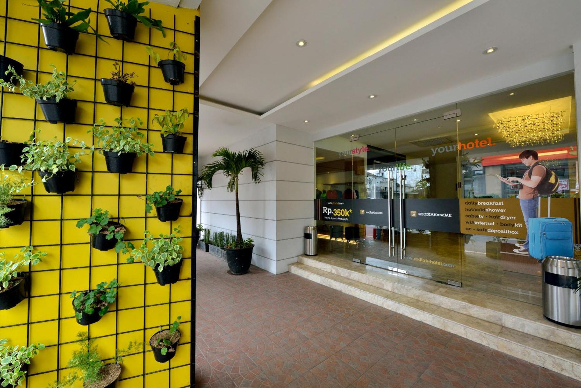 Zodiak Asia Afrika By Kagum Hotels Bandung Extérieur photo