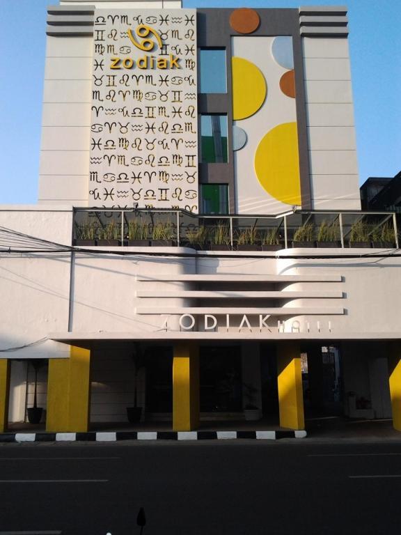 Zodiak Asia Afrika By Kagum Hotels Bandung Extérieur photo